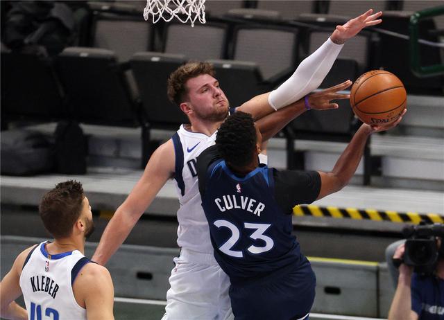 崭露头角 崭露头角